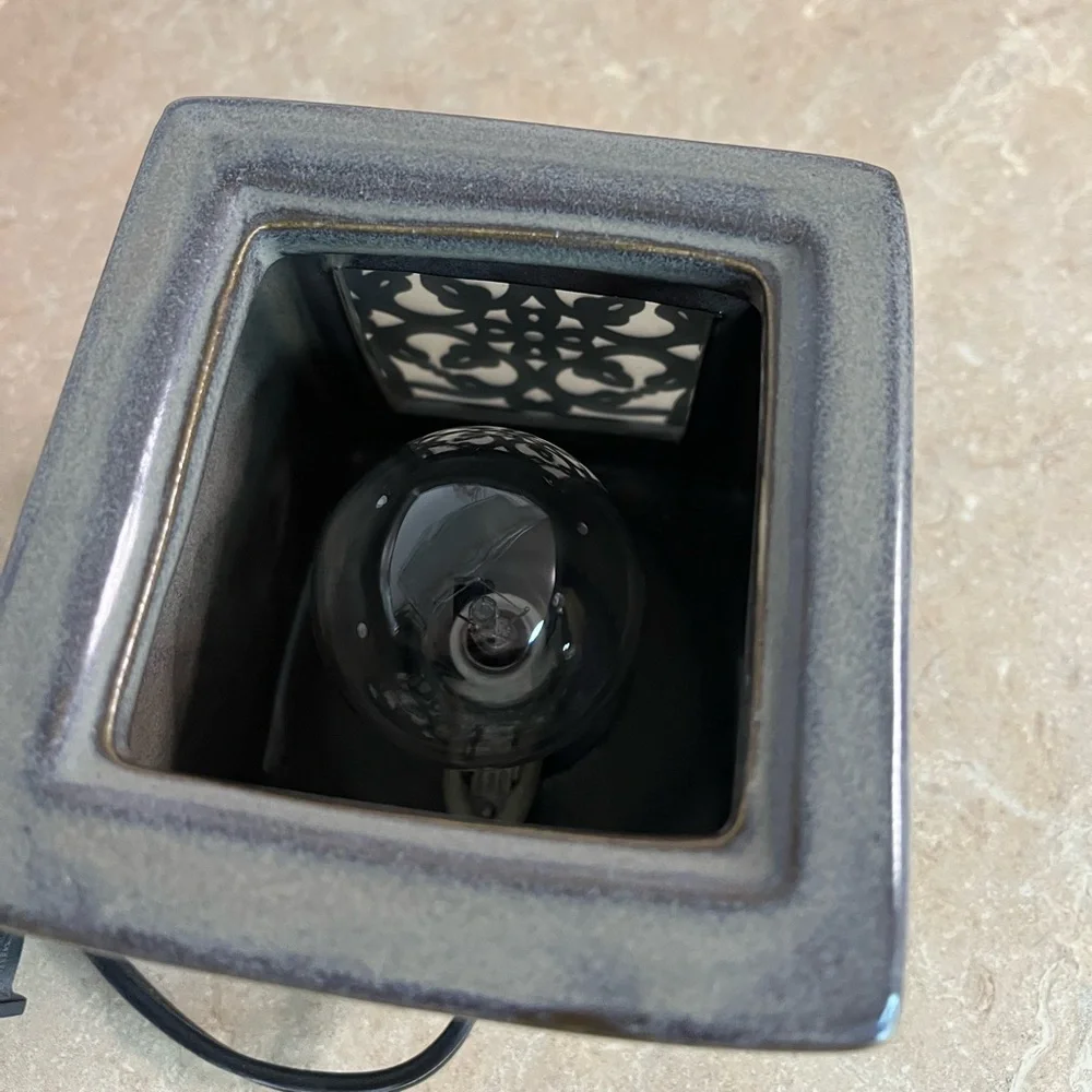 Scentsy Jane Wax Warmer